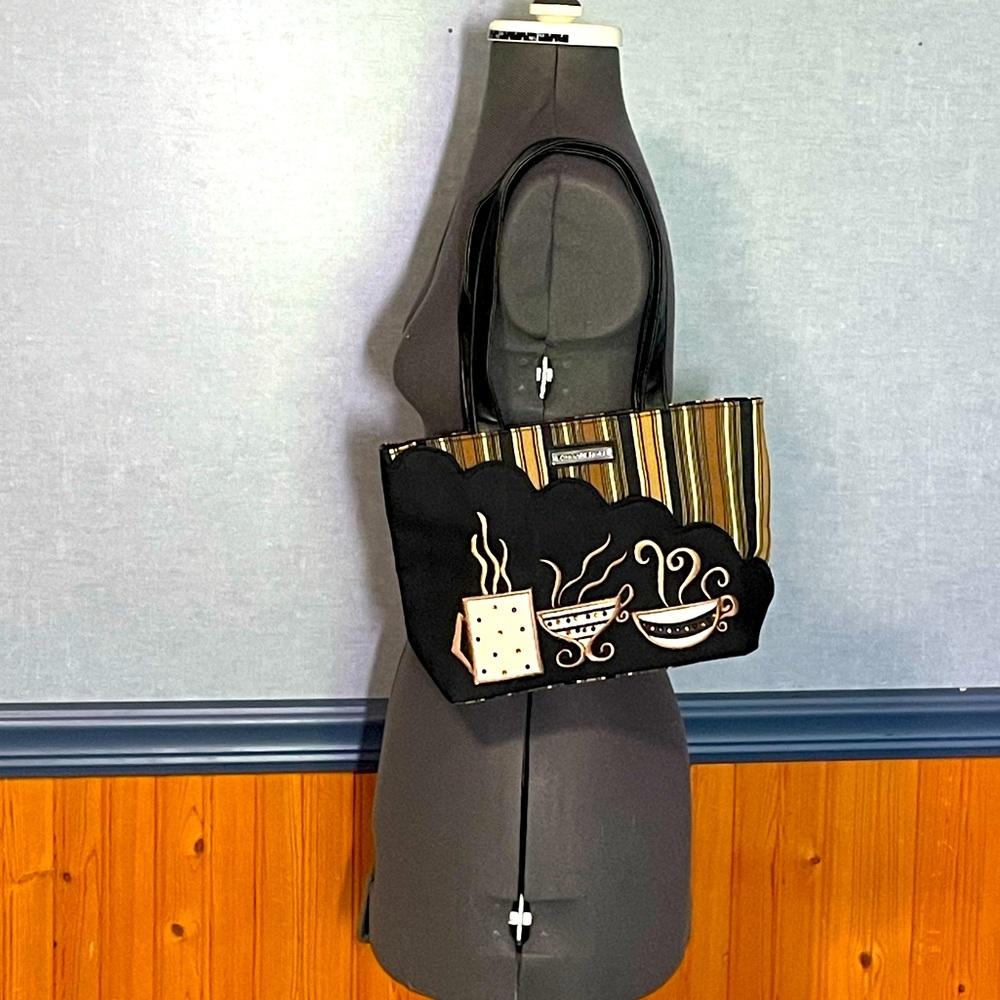 EUC- Longaberger embroidered shoulder bag